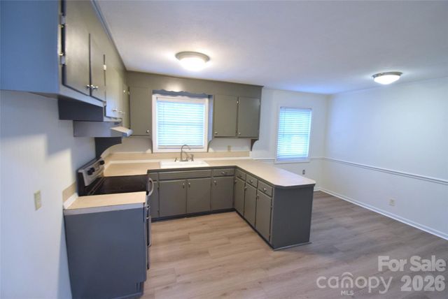 2510 Briar Oak Drive, Gastonia, NC 28052