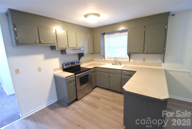 2510 Briar Oak Drive, Gastonia, NC 28052