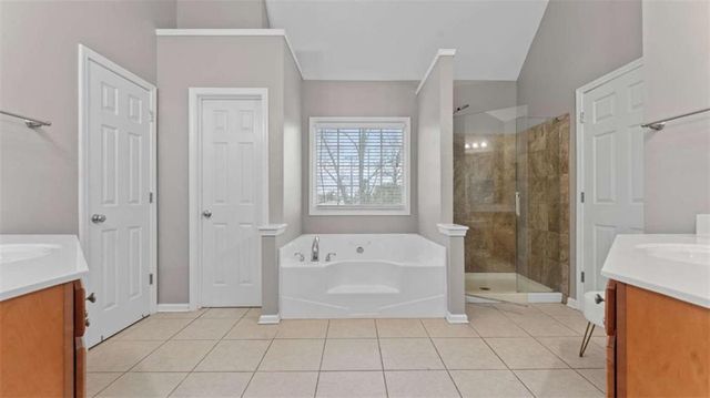 38 W Chestnut W Way, Dallas, GA 30132