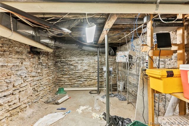 115 Walnut Street, Madison, IN 47250