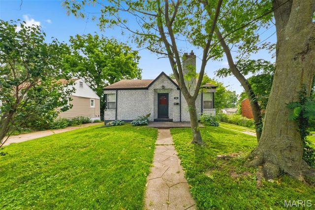 316 Coppinger Drive, Ferguson, MO 63135