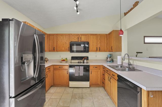 1338 Bluffton Court, Columbus, OH 43228