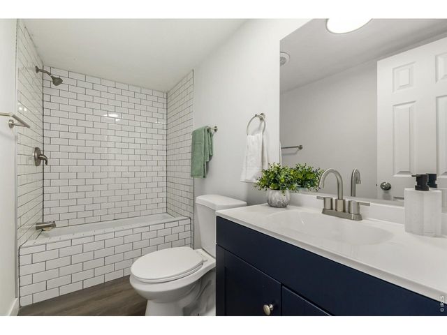 103 N Josephine Ave 12, Milliken, CO 80543