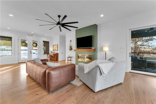 39 Grier Drive, Bella Vista, AR 72715