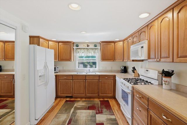 31 ICE HOUSE Road, South Yarmouth, MA 02664