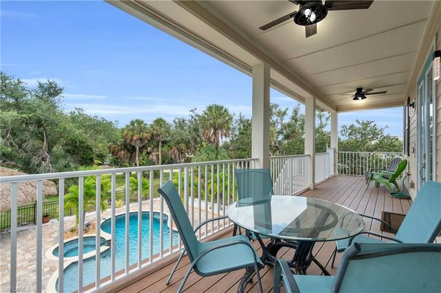 830 San Carlos DR, Fort Myers Beach, FL 33931