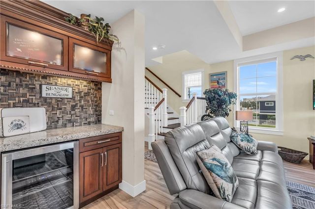 830 San Carlos DR, Fort Myers Beach, FL 33931
