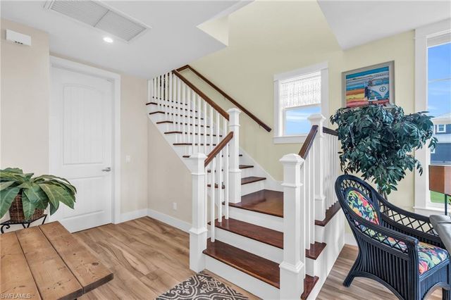 830 San Carlos DR, Fort Myers Beach, FL 33931