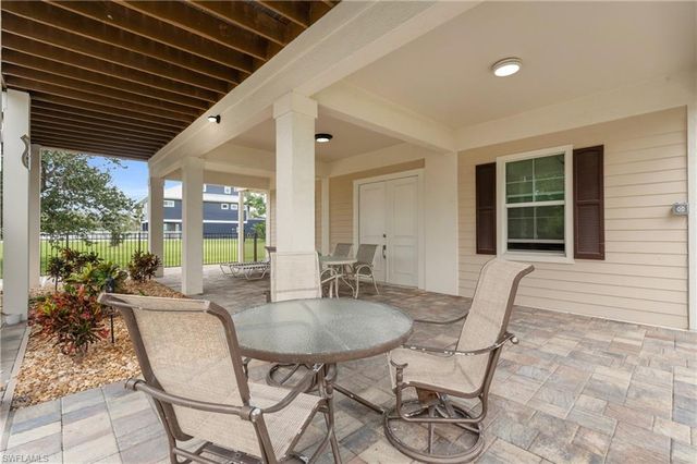 830 San Carlos DR, Fort Myers Beach, FL 33931