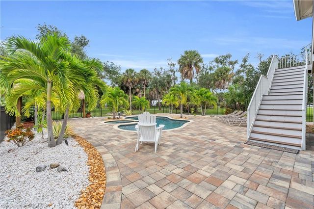 830 San Carlos DR, Fort Myers Beach, FL 33931