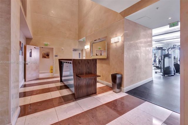 185 SW 7th St 4311, Miami, FL 33130