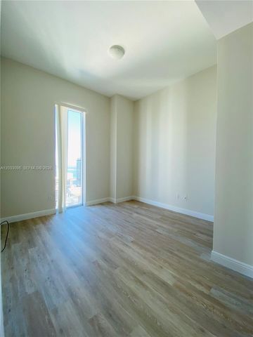 185 SW 7th St 4311, Miami, FL 33130