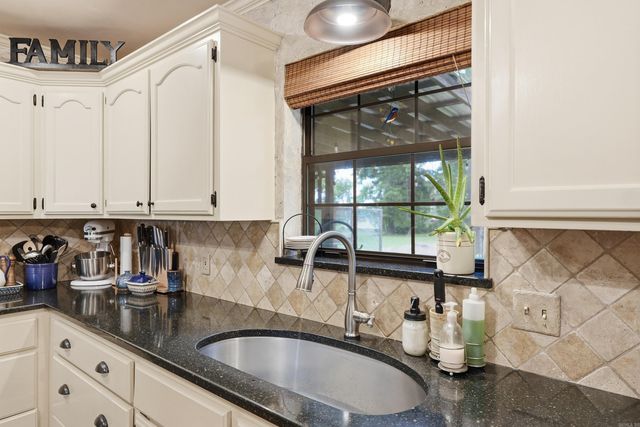 2341 Hermes, Conway, AR 72032