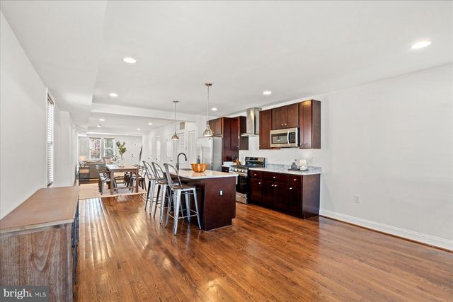 5342 AMES ST NE, Washington, DC 20019