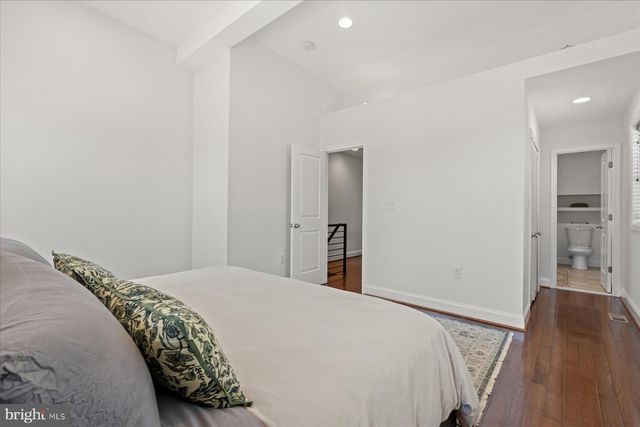 5342 AMES ST NE, Washington, DC 20019