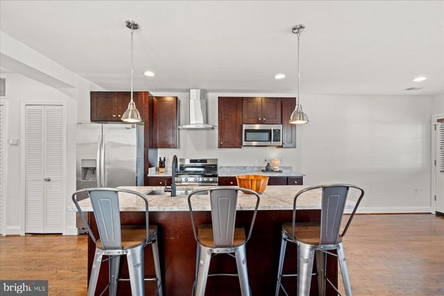 5342 AMES ST NE, Washington, DC 20019