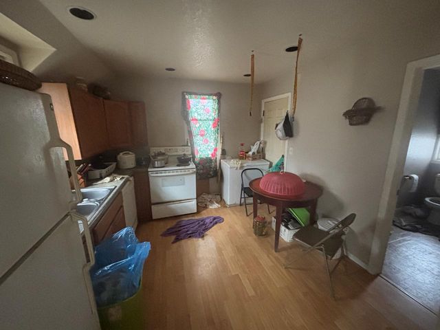 420 8th Street SW, Willmar, MN 56201