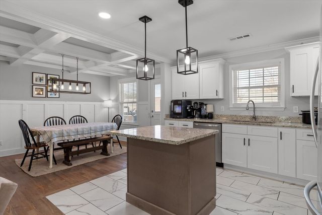 2177 E Shepherd Road, Chattanooga, TN 37421