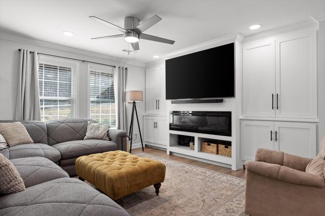 2177 E Shepherd Road, Chattanooga, TN 37421