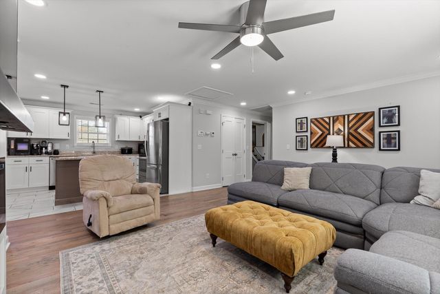 2177 E Shepherd Road, Chattanooga, TN 37421