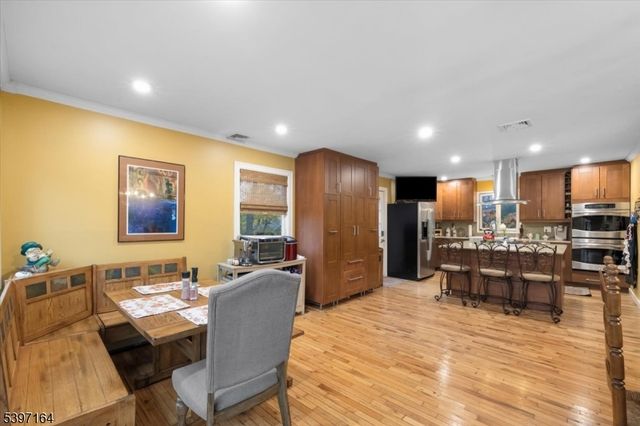 53 Pequot Rd, Ringwood Boro, NJ 07456