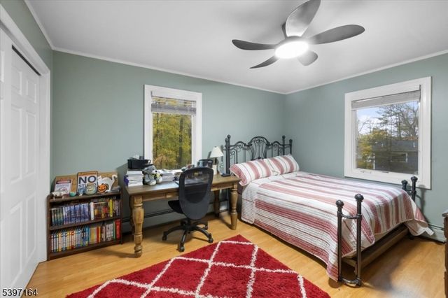 53 Pequot Rd, Ringwood Boro, NJ 07456