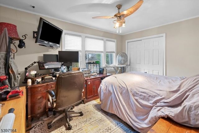 53 Pequot Rd, Ringwood Boro, NJ 07456