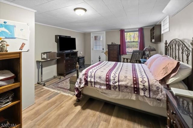 53 Pequot Rd, Ringwood Boro, NJ 07456