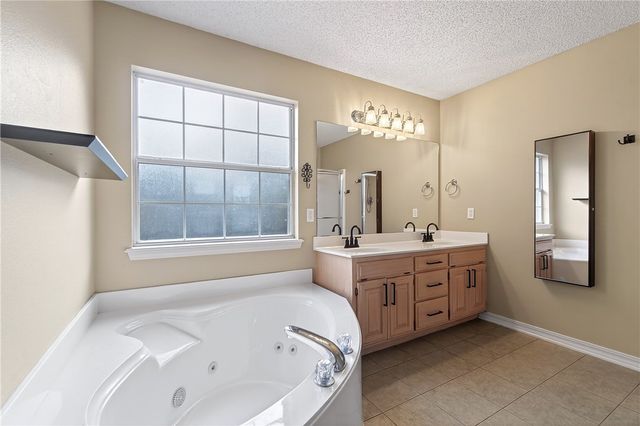 4971 Dogwood View, Springdale, AR 72762