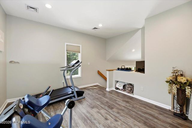 9 Landmark Lane, Marlboro, NJ 07746