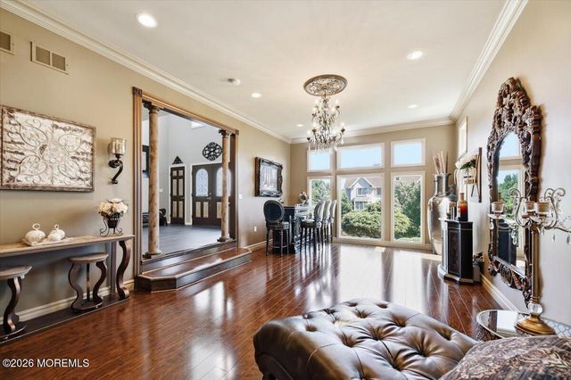 9 Landmark Lane, Marlboro, NJ 07746