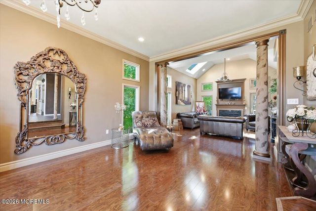 9 Landmark Lane, Marlboro, NJ 07746