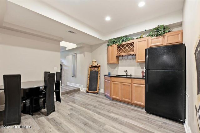 9 Landmark Lane, Marlboro, NJ 07746