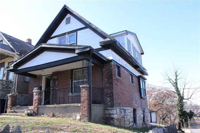 2600 Euclid Avenue, Kansas City, MO 64127