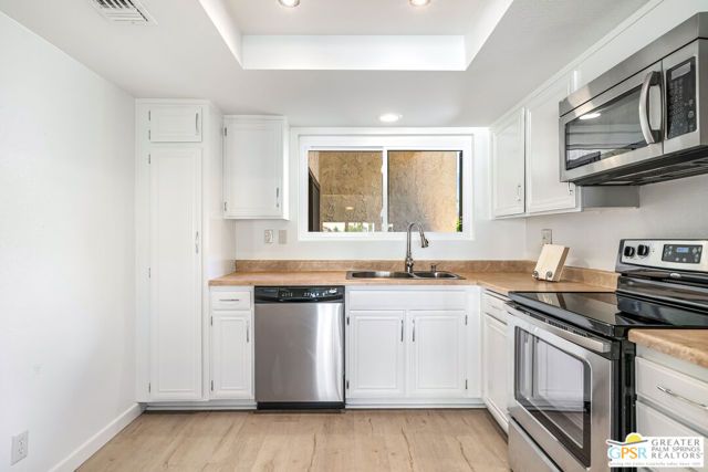 2600 S Palm Canyon Drive 49, Palm Springs, CA 92264