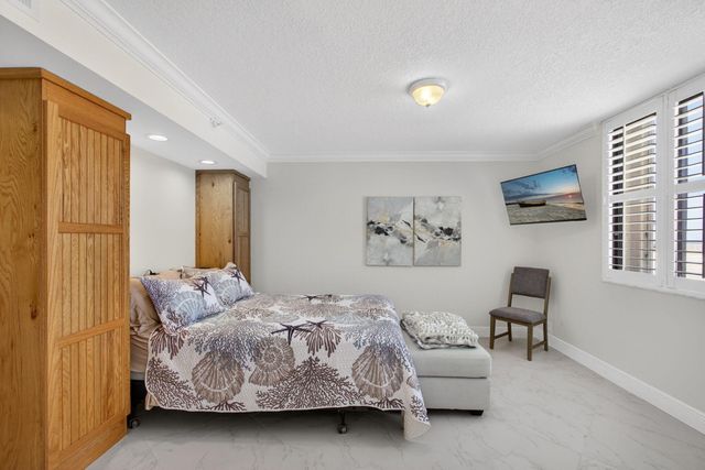 400 Ocean Trail Way 109, Jupiter, FL 33477