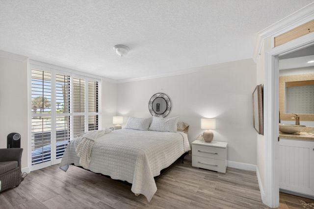 400 Ocean Trail Way 109, Jupiter, FL 33477