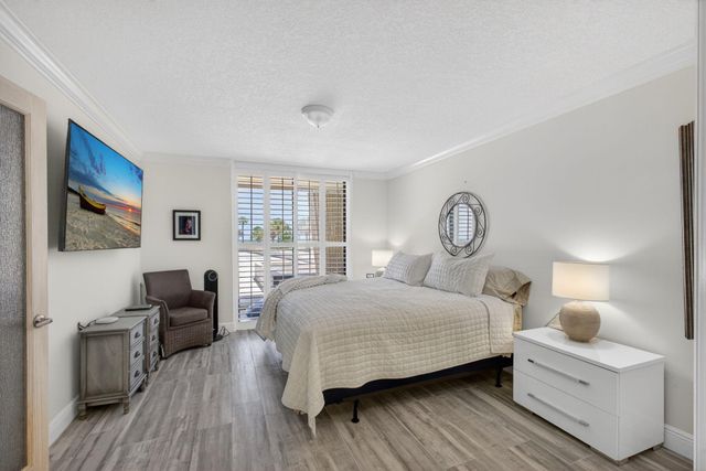 400 Ocean Trail Way 109, Jupiter, FL 33477
