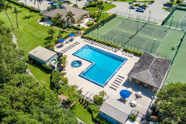 400 Ocean Trail Way 109, Jupiter, FL 33477