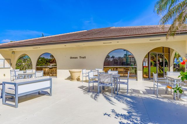 400 Ocean Trail Way 109, Jupiter, FL 33477