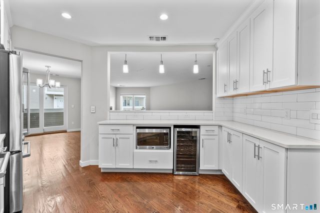 95 Harbour Close 95, New Haven, CT 06519