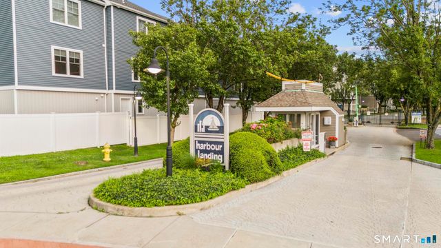 95 Harbour Close 95, New Haven, CT 06519