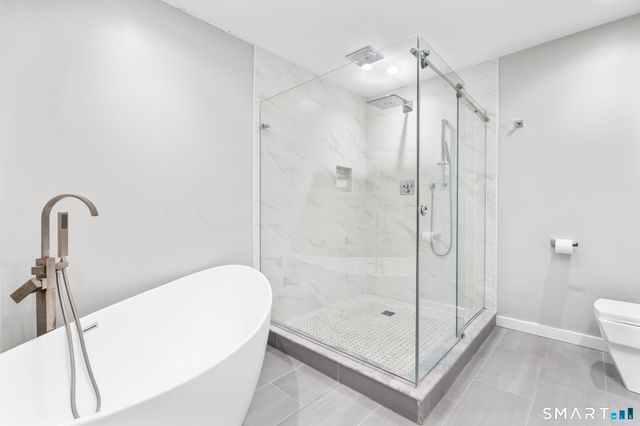 95 Harbour Close 95, New Haven, CT 06519