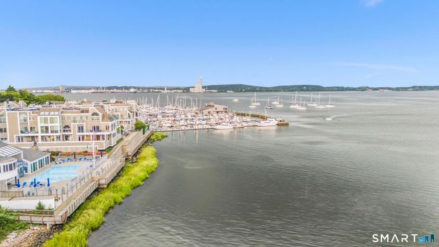 95 Harbour Close 95, New Haven, CT 06519