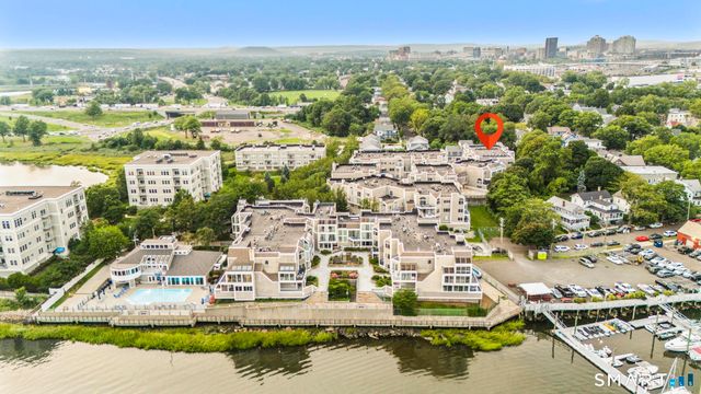 95 Harbour Close 95, New Haven, CT 06519
