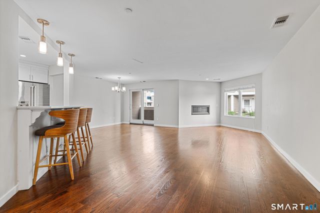 95 Harbour Close 95, New Haven, CT 06519