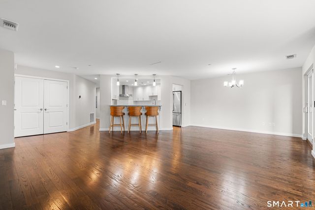 95 Harbour Close 95, New Haven, CT 06519