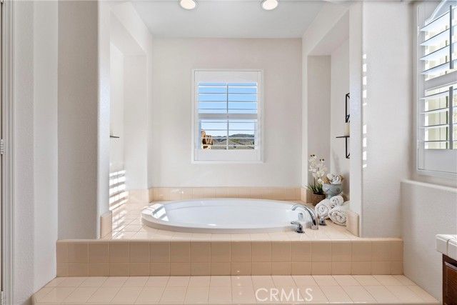 8940 Gentle Wind Drive, Corona, CA 92883