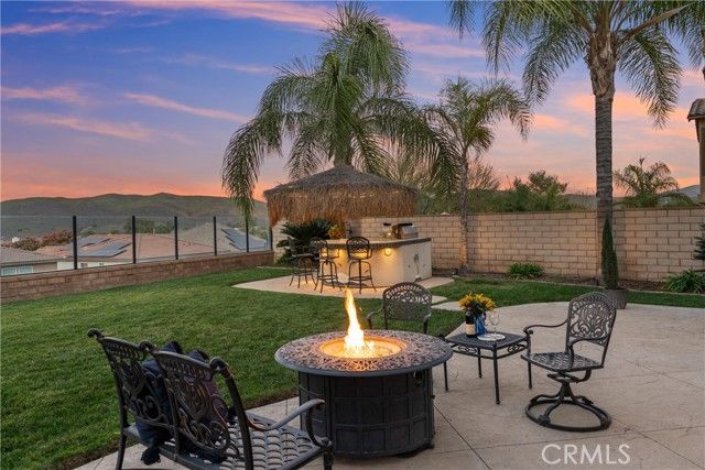 8940 Gentle Wind Drive, Corona, CA 92883
