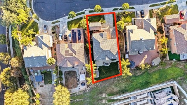 8940 Gentle Wind Drive, Corona, CA 92883